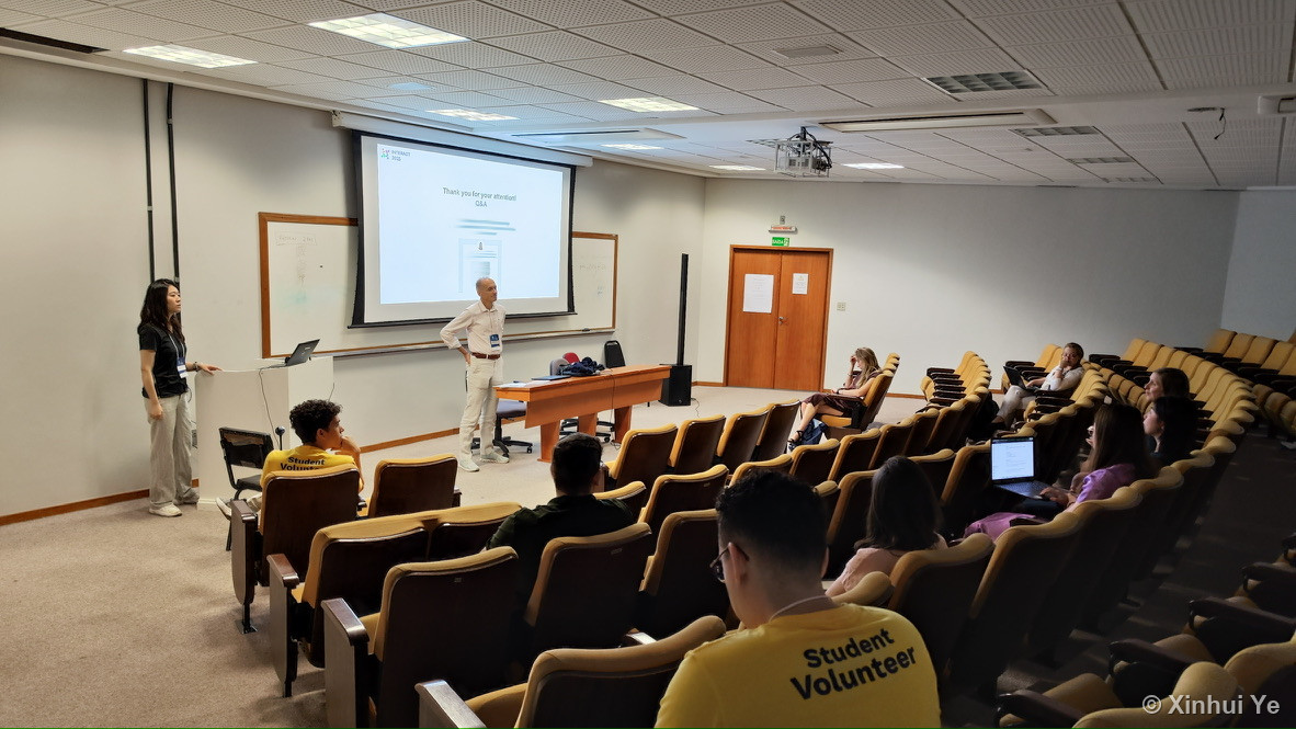 Q&A session in the lecture hall at the PhenoHCI workshop